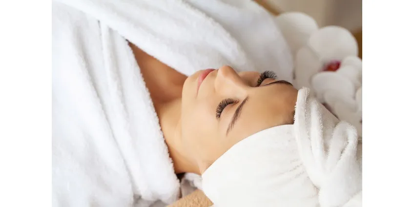 Fototerapia e tecnologie ad alta frequenza: un must-have per il tuo salone di bellezza